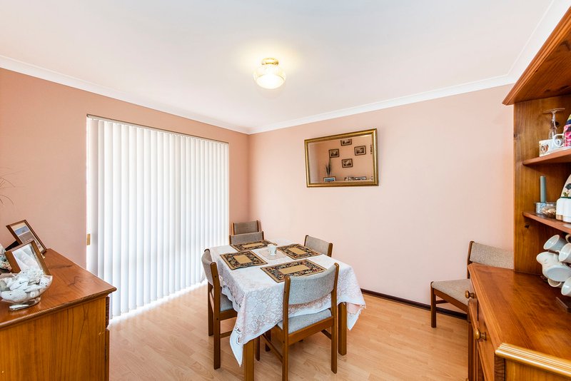 Photo - 50 Parkland Drive, Warnbro WA 6169 - Image 6