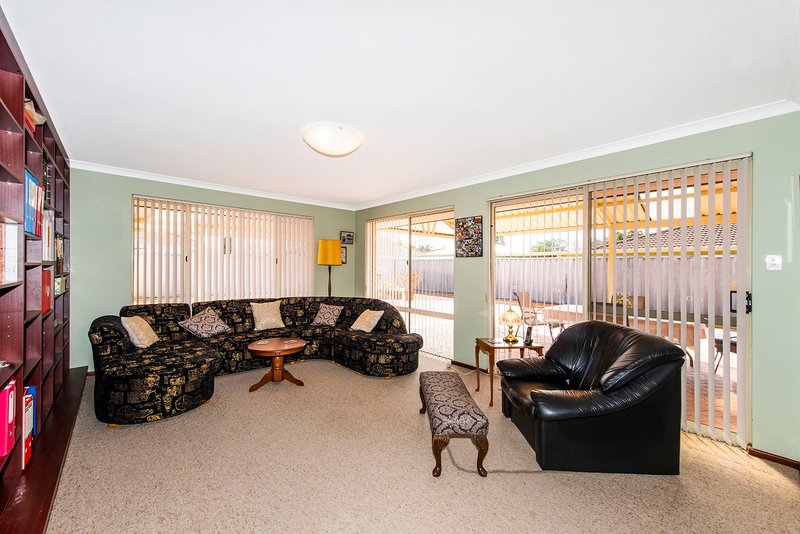 Photo - 50 Parkland Drive, Warnbro WA 6169 - Image 13