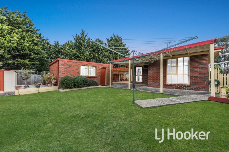 Photo - 50 Parman Avenue, Pakenham VIC 3810 - Image 15