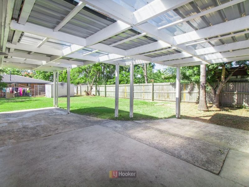 Photo - 50 Peverell Street, Hillcrest QLD 4118 - Image 16