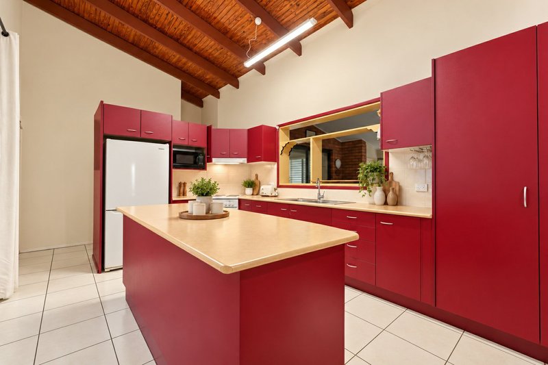 Photo - 50 Phoenix Avenue, Bongaree QLD 4507 - Image 9