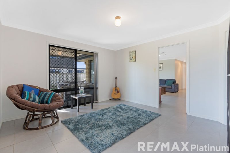 Photo - 50 Picton Crescent, Narangba QLD 4504 - Image 10