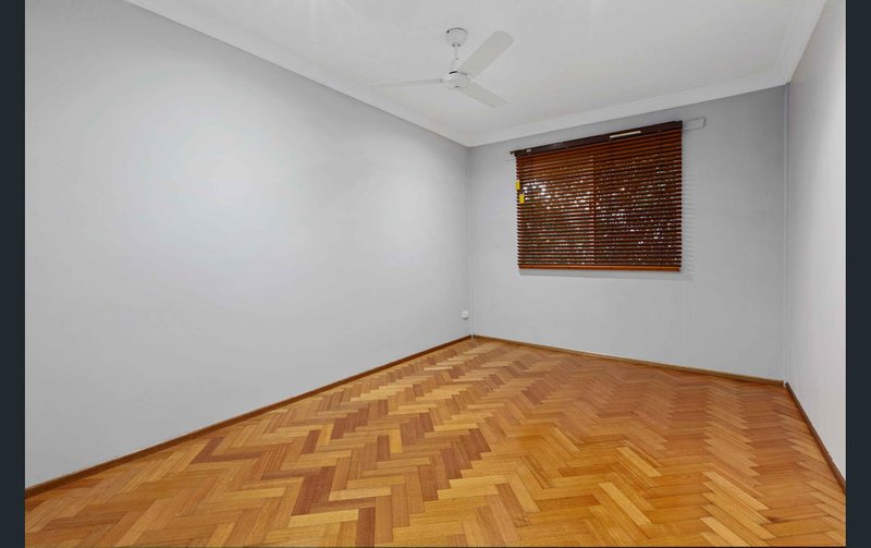 Photo - 50 Porter Street, Redcliffe QLD 4020 - Image 11