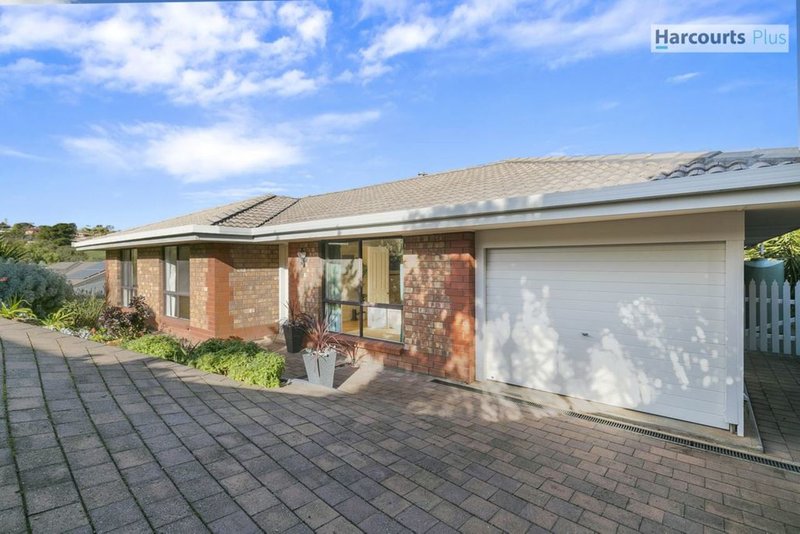 Photo - 50 Quailo Avenue, Hallett Cove SA 5158 - Image 2