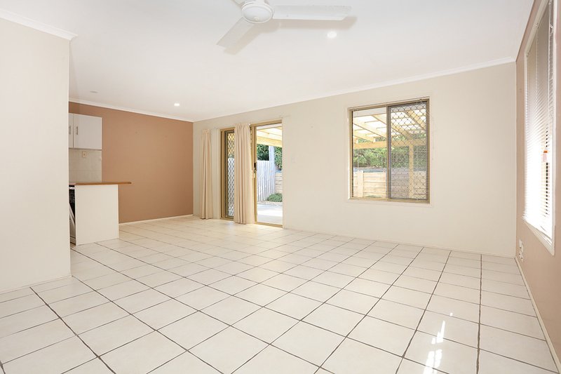 Photo - 50 Rivergum Drive, Nerang QLD 4211 - Image 2