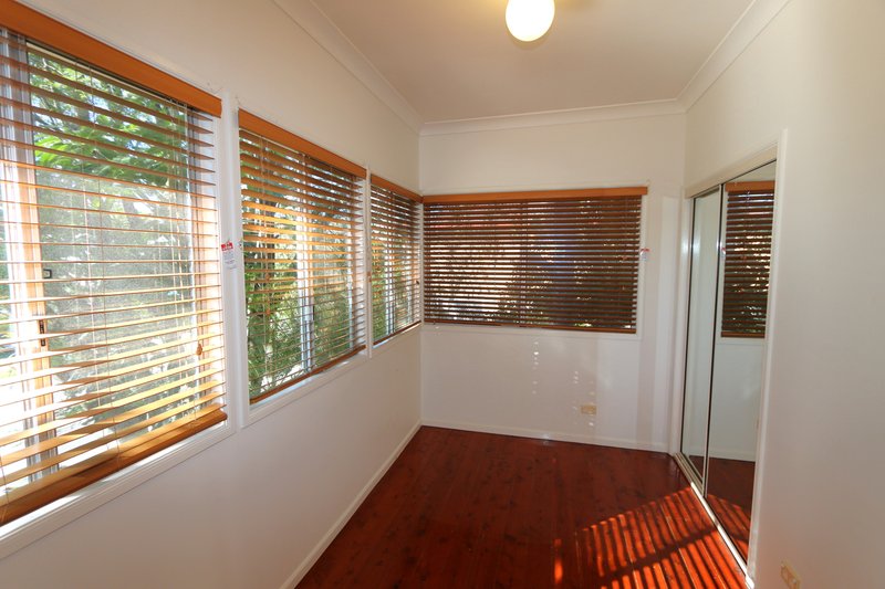 Photo - 50 Robert Street, Labrador QLD 4215 - Image 8
