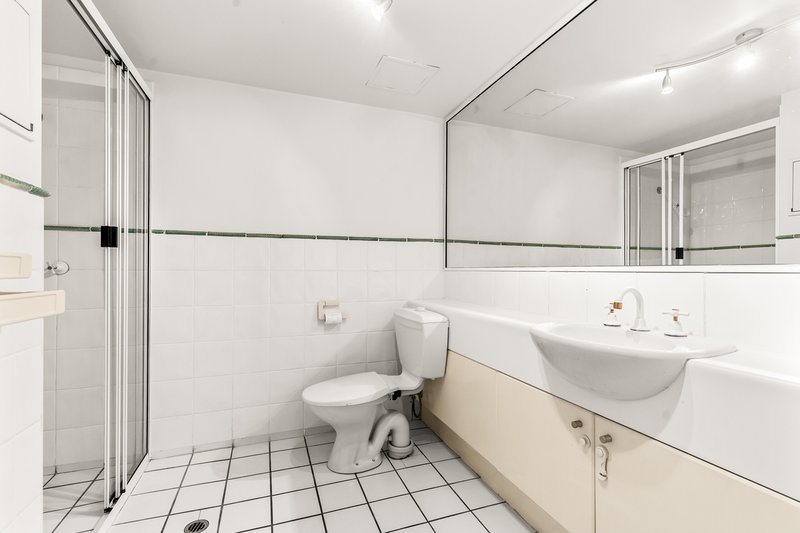 Photo - 50 Rotherham Street, Kangaroo Point QLD 4169 - Image 9