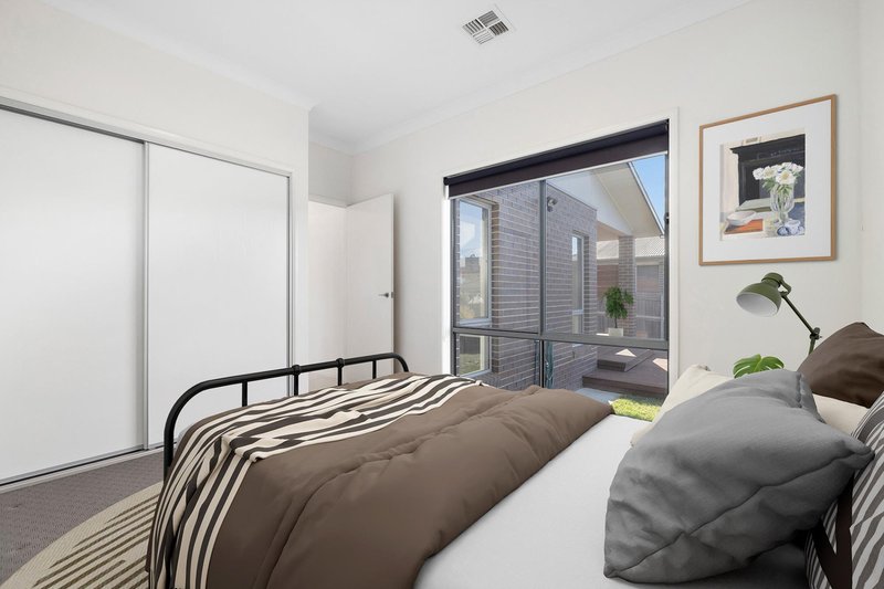 Photo - 50 Roy Marika Street, Bonner ACT 2914 - Image 11