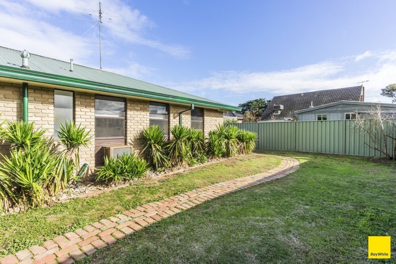 Photo - 50 Russell Street, Werribee VIC 3030 - Image 10