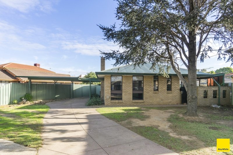 Photo - 50 Russell Street, Werribee VIC 3030 - Image 11