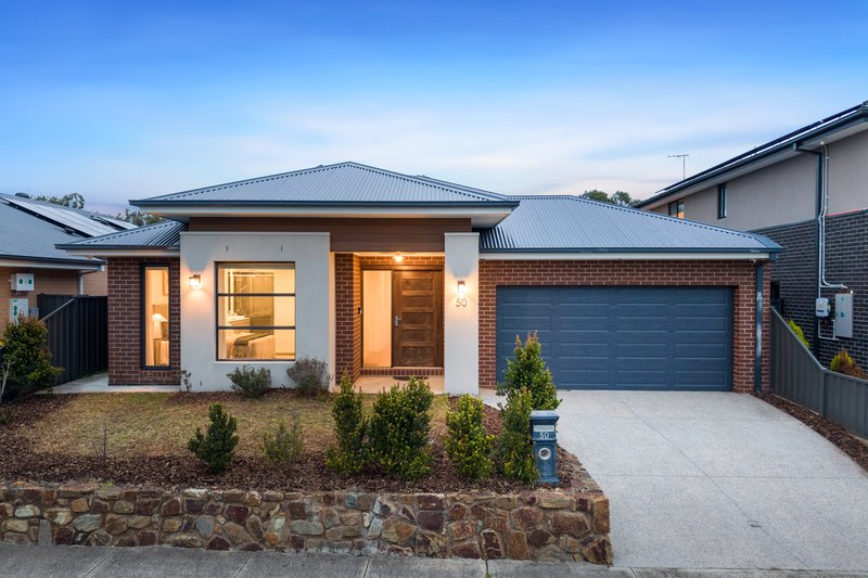 Photo - 50 Scenery Drive, Craigieburn VIC 3064 - Image 1