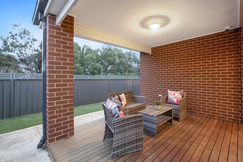 Photo - 50 Scenery Drive, Craigieburn VIC 3064 - Image 13