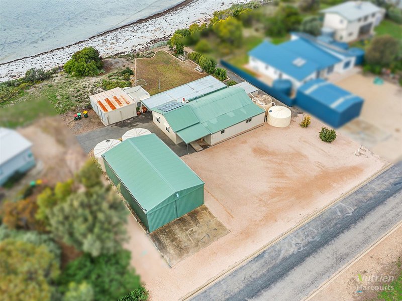 Photo - 50 Seaview Road, Corny Point SA 5575 - Image 4