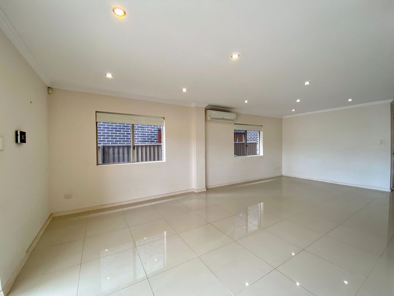 Photo - 50 Sherwood Street, Revesby NSW 2212 - Image 3