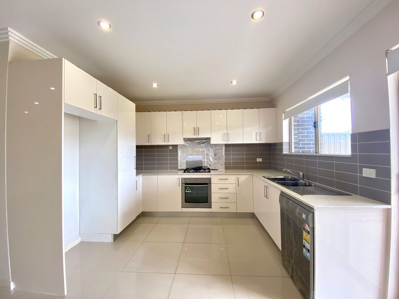 Photo - 50 Sherwood Street, Revesby NSW 2212 - Image 5