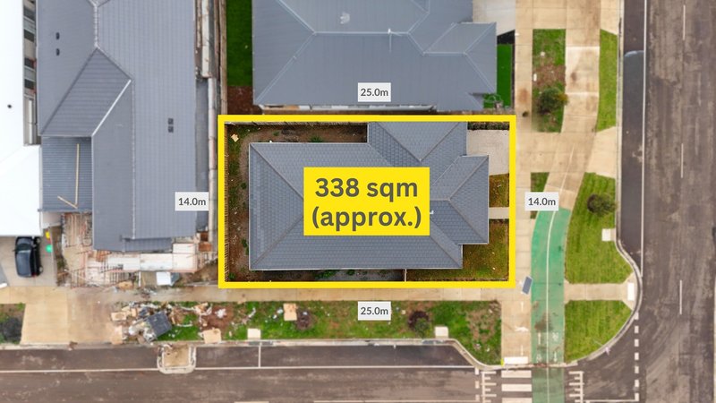 Photo - 50 Sirianni Boulevard, Fraser Rise VIC 3336 - Image 16