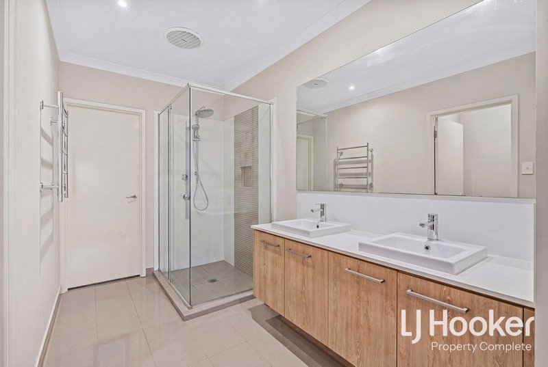 Photo - 50 Skyblue Circuit, Yarrabilba QLD 4207 - Image 7