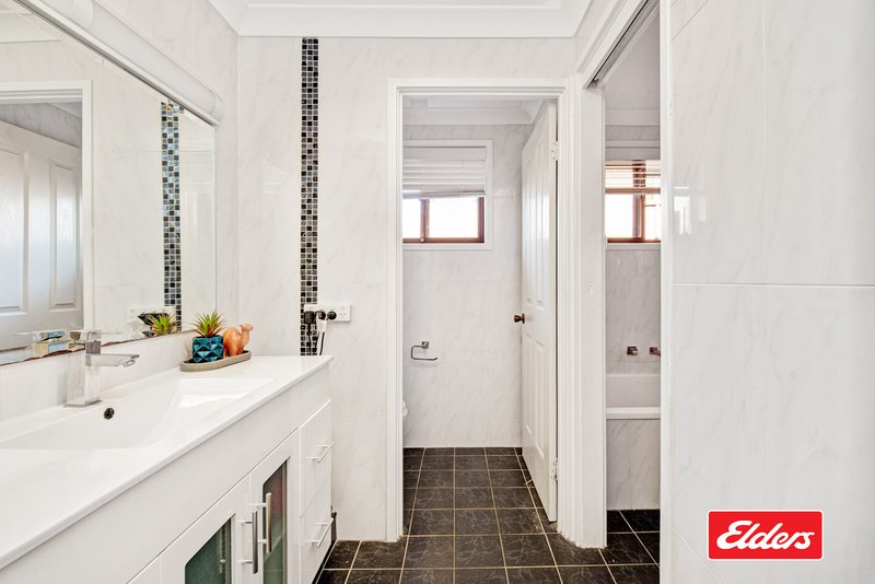 Photo - 50 Sopwith Avenue, Raby NSW 2566 - Image 5