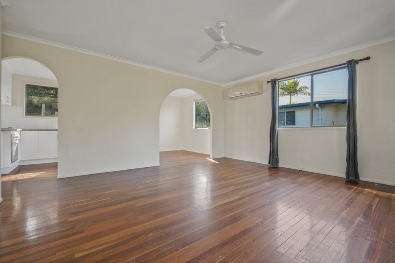 Photo - 50 Sun Valley Road, Sun Valley QLD 4680 - Image 3