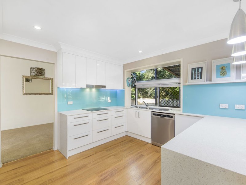 Photo - 50 Tanager Street, Albany Creek QLD 4035 - Image 2