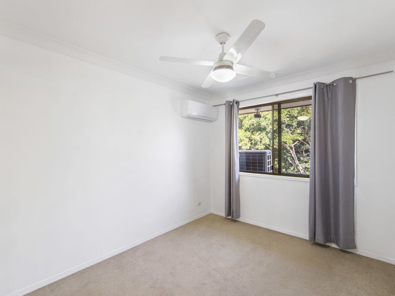 Photo - 50 Tanager Street, Albany Creek QLD 4035 - Image 7