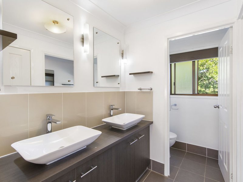 Photo - 50 Tanager Street, Albany Creek QLD 4035 - Image 9