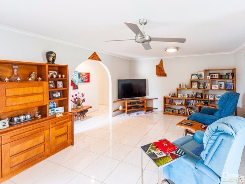 Photo - 50 Tepequar Drive, Maroochydore QLD 4558 - Image 5