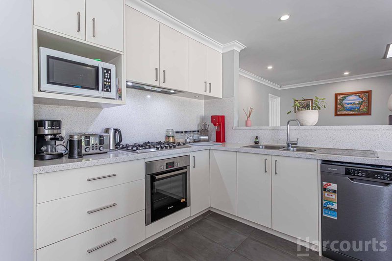 Photo - 50 The Crest, Woodvale WA 6026 - Image 9