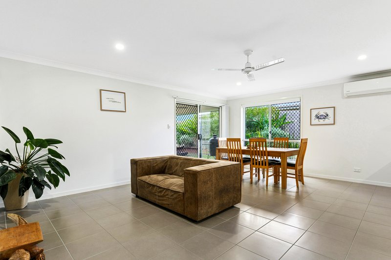 Photo - 50 Tranquil Drive, Wondunna QLD 4655 - Image 10