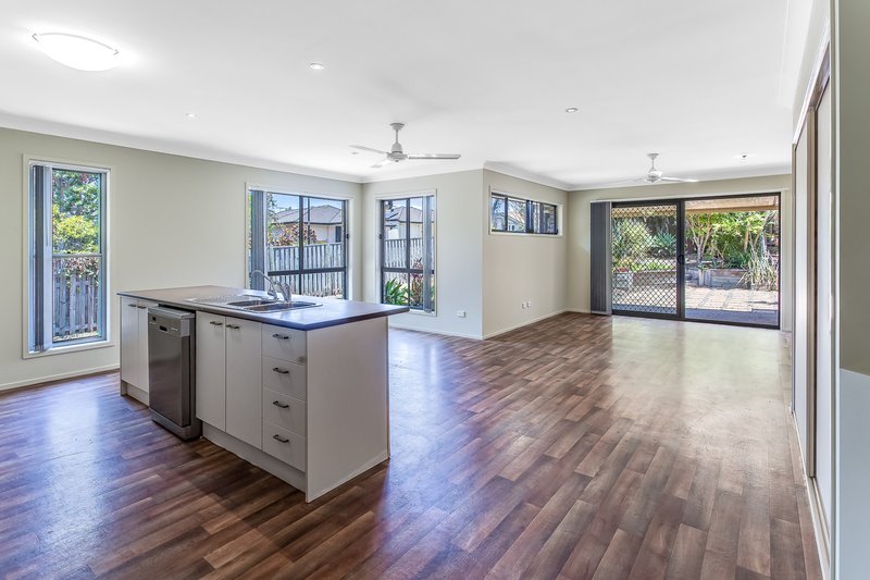 Photo - 50 Vanilla Avenue, Griffin QLD 4503 - Image 8
