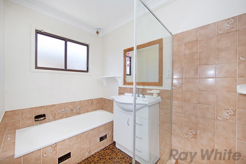 Photo - 50 Walu Avenue, Budgewoi NSW 2262 - Image 5