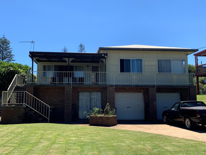 50 Waratah Street, Scotts Head NSW 2447