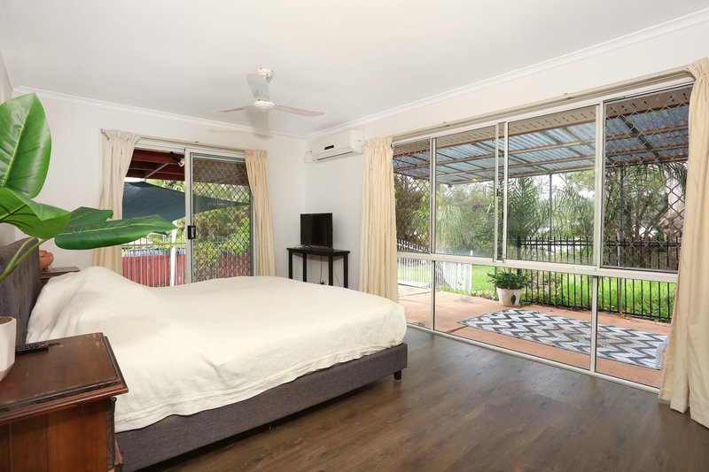 Photo - 50 Watford Crescent, Molendinar QLD 4214 - Image 9