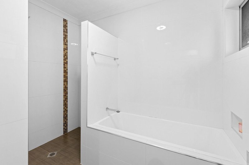 Photo - 50 Willowvale Drive, Willow Vale QLD 4209 - Image 33