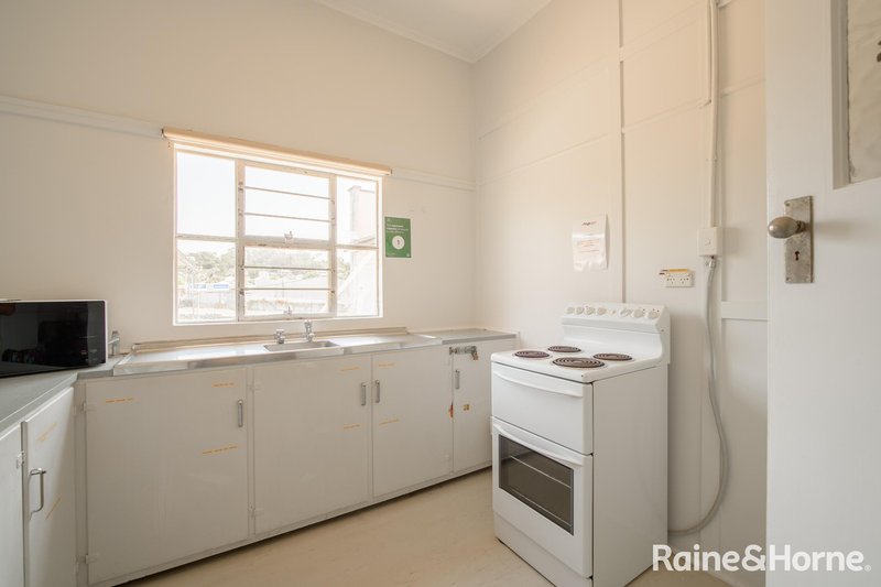 Photo - 50 Young Street, , Barney Point QLD 4680 - Image 5