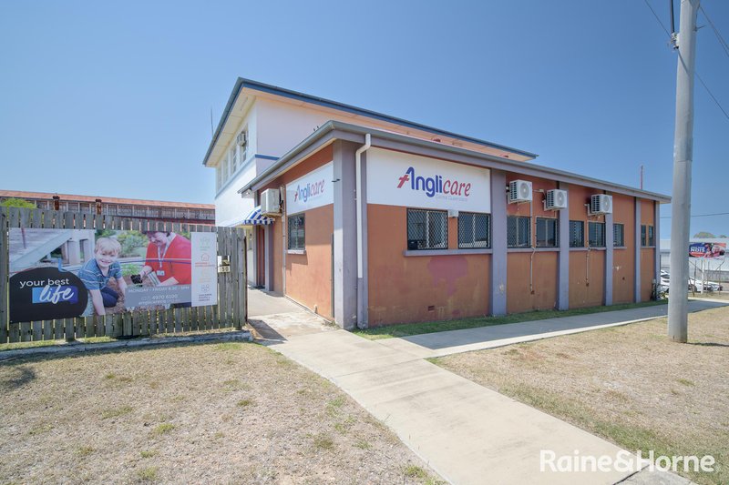 Photo - 50 Young Street, , Barney Point QLD 4680 - Image 12