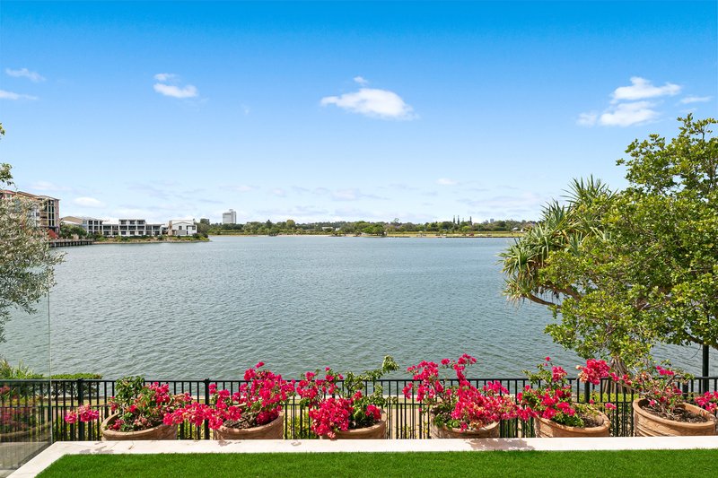 5001 Emerald Island Drive Carrara Qld 4211 Real Estate Industry Partners