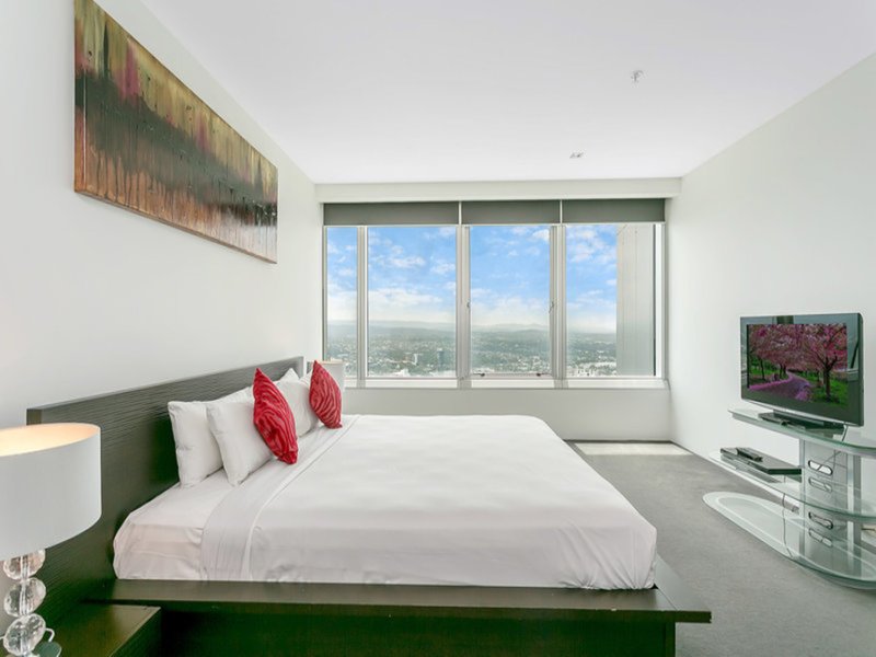 Photo - 5001 'Q1' 9 Hamilton Avenue, Surfers Paradise QLD 4217 - Image 5