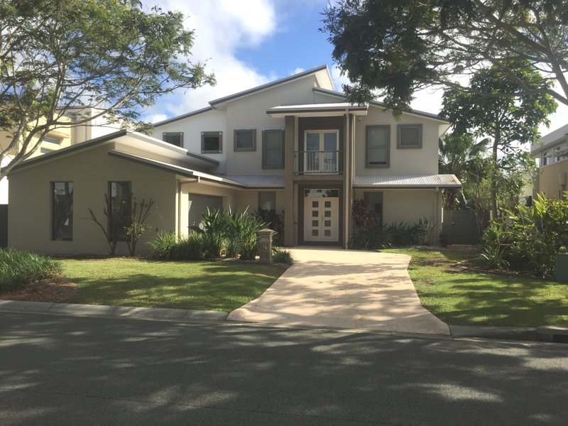 Photo - 5006 Emerald Island Drive, Carrara QLD 4211 - Image 19