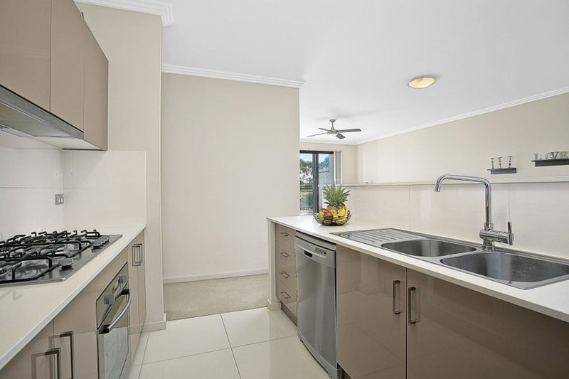 Photo - 50/1 - 13 Russell Street, Baulkham Hills NSW 2153 - Image 2