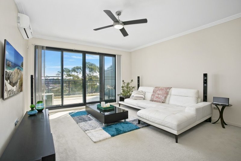 Photo - 50/1 - 13 Russell Street, Baulkham Hills NSW 2153 - Image 3