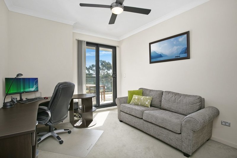 Photo - 50/1 - 13 Russell Street, Baulkham Hills NSW 2153 - Image 4