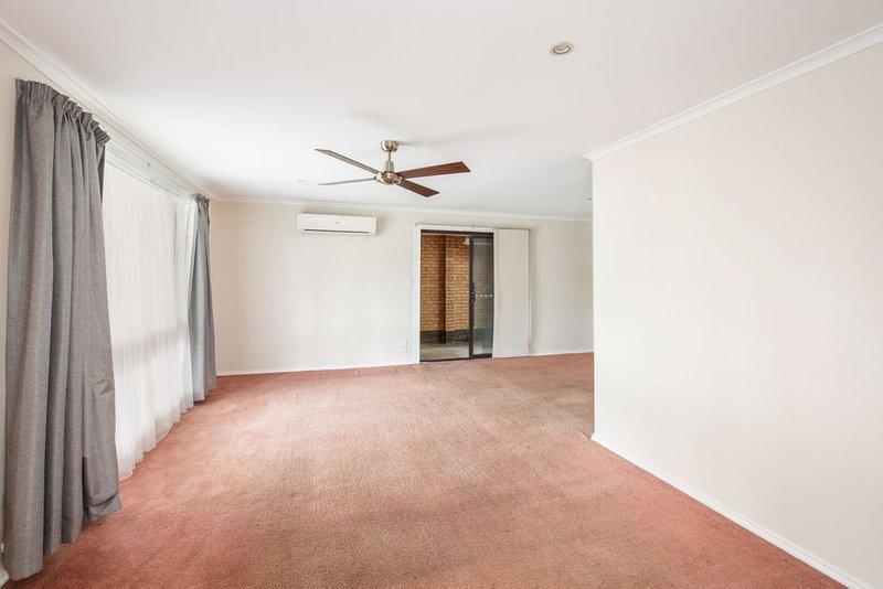 Photo - 501 Kotthoff Street, Lavington NSW 2641 - Image 6