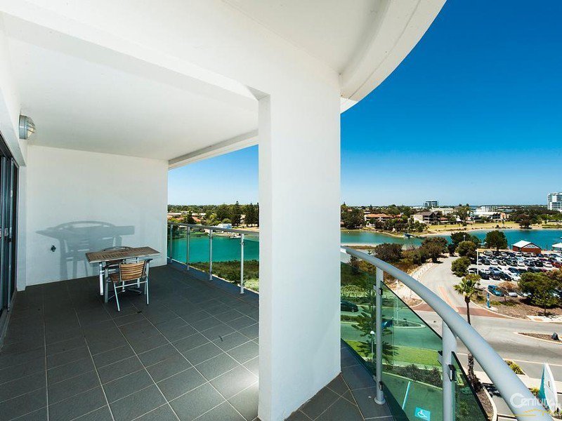 Photo - 501 Seashells 16 Dolphin Drive, Mandurah WA 6210 - Image 6