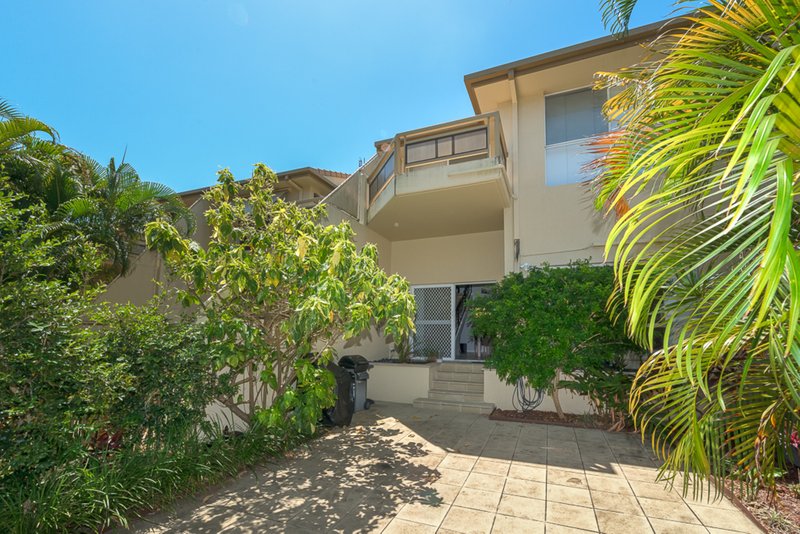 Photo - 50/100 Morala Avenue, Runaway Bay QLD 4216 - Image 16