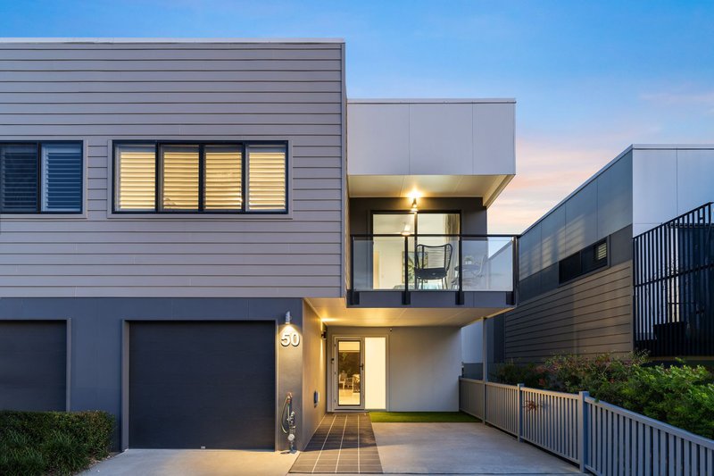 Photo - 50/105-109 Barbaralla Drive, Springwood QLD 4127 - Image 3