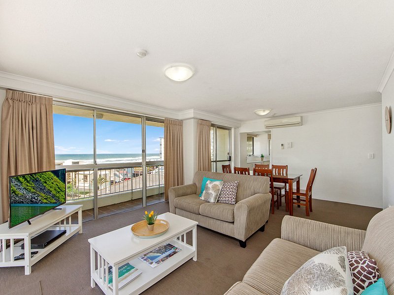 Photo - 501/10 Vista Street, Surfers Paradise QLD 4217 - Image 5