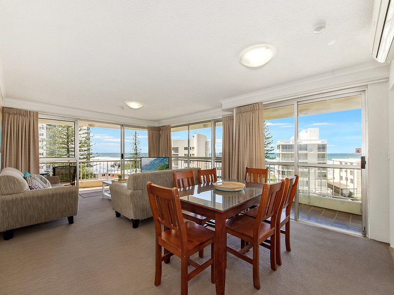 Photo - 501/10 Vista Street, Surfers Paradise QLD 4217 - Image 6