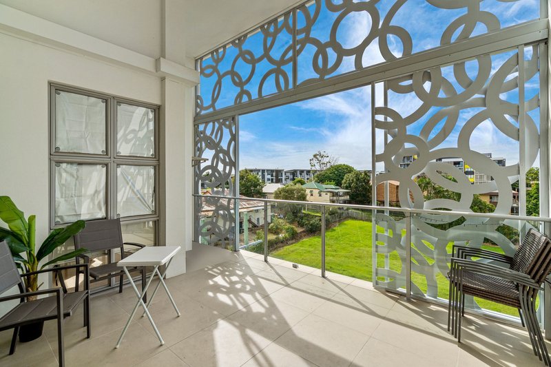 Photo - 501/15-17 Felix Street, Lutwyche QLD 4030 - Image 11