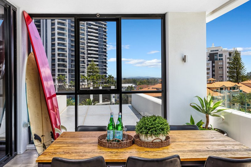 Photo - 501/19 Albert Avenue, Broadbeach QLD 4218 - Image 7